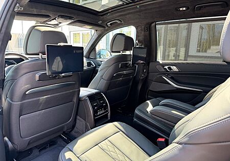 BMW X7 xDrive 40 d M Sport Pro/Integral/NP 141.000€