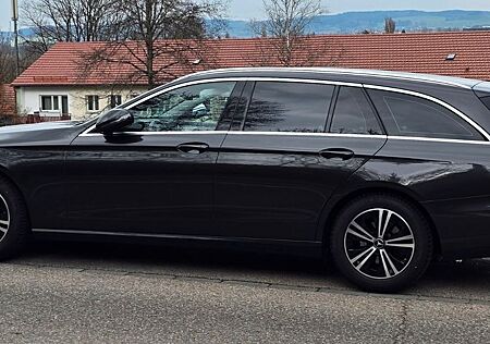 Mercedes-Benz E 300 d 4MATIC T Autom. - AVANTGARDE