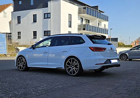 Seat Leon CUPRA R 4Drive DSG/Garantie/Scheckheft/W+S