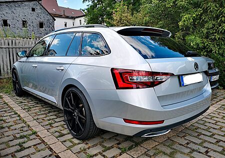 Skoda Superb SportLine 2.0TDI DSG Pano Canton 8fach...