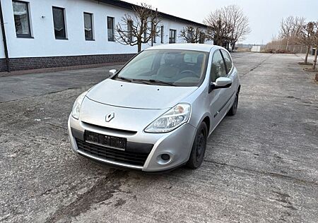 Renault Clio Dynamique 1.2 16V 75 Eco2 Dynamique