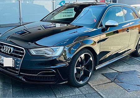 Audi S3 2.0 TFSI S tronic quattro -