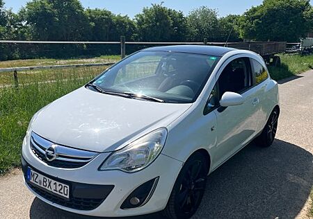 Opel Corsa 1.4 150 Jahre 150 Jahre