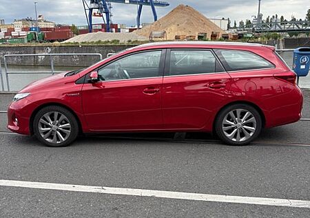 Toyota Auris Touring Sports (org. 81.000 km / AHK)