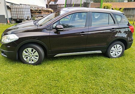 Suzuki SX4 S-Cross 1.6 4X4 Automatik AHK