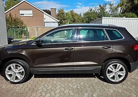 Skoda Karoq Style1.5-AUT-MOD-2019!LEDER+LED+KAME+NAVI