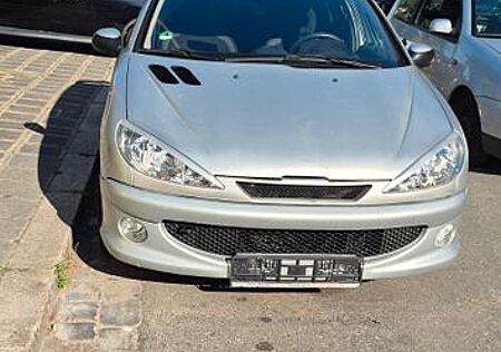 Peugeot 206 JBL 75 JBL