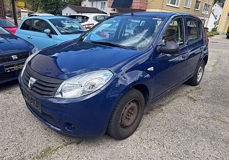Dacia Sandero Basis*Euro4*KEIN SERVO*Tüv 09/2026*