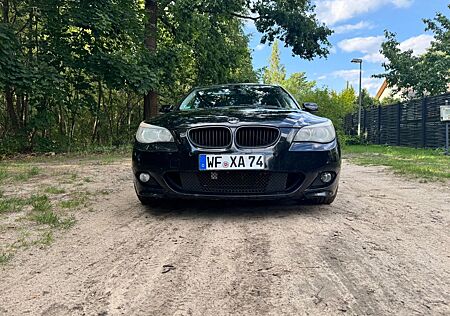 BMW 520i Highline Exclusive Car Connect/ Ambient