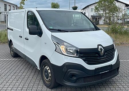 Renault Trafic L1H1 WÜRTH Regale Klima PDC 1.HD Garantie