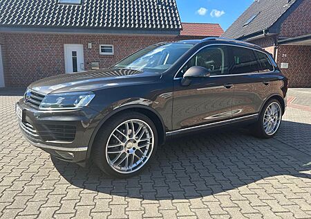VW Touareg Volkswagen 3.0 V6 TDI SCR Tiptr. Terrain Tech -