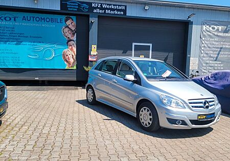 Mercedes-Benz B 180 /AUTOMATIK/SERVICE NEU/AUTOMATIK
