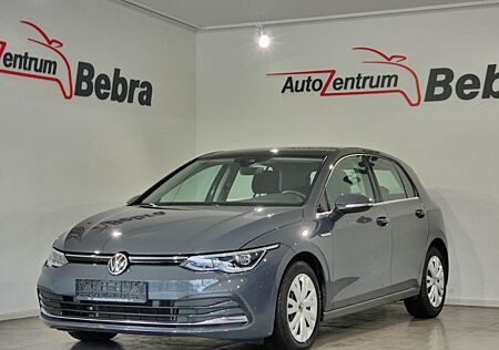 VW Golf Volkswagen 8 Lim. 1.5 TSI First Edition Matrix/Panor.