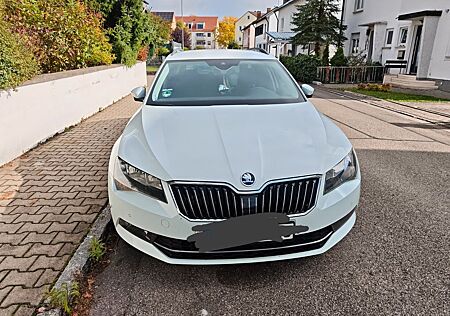 Skoda Superb 2.0 TDI Ambition Combi Ambition