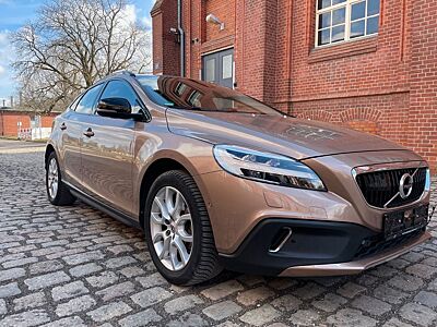 Volvo V40 Cross Country T3 Geartronic Summum Navi LED