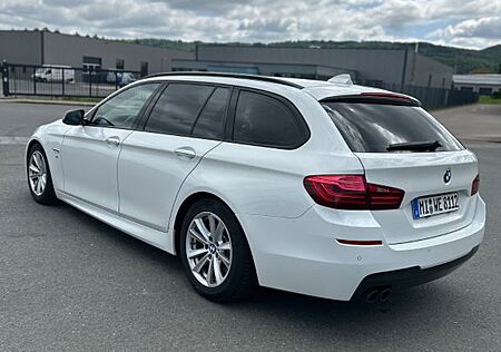BMW 520d xDrive Touring A - M Packet