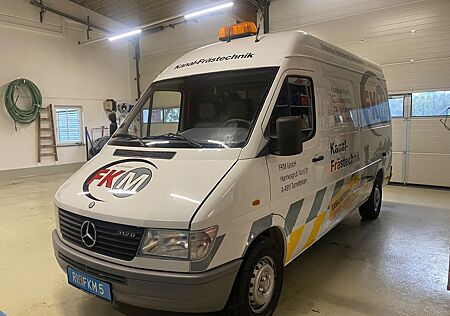 Mercedes-Benz Sprinter Fräsroboter Kanaltechnik
