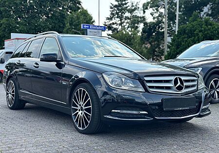 Mercedes-Benz C 220 CDI T Aut. Avantgarde * Panorama * Navi *