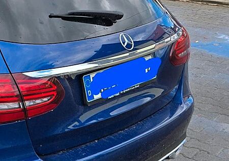 Mercedes-Benz C 200 d T Autom. - AHK