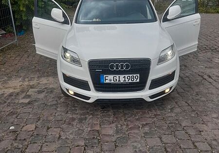 Audi Q7 3.0 TDI S line (DPF) quattro tiptronic -