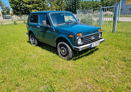 Lada Niva 1.7i