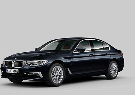 BMW 530e Luxury Line Nappa*360*DrivingProf*LED*H&K