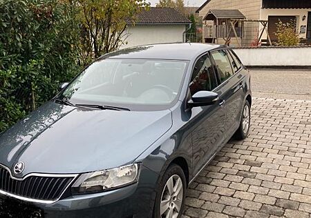 Skoda Rapid 1.0 TSI 81kW Ambition Spaceback Ambition