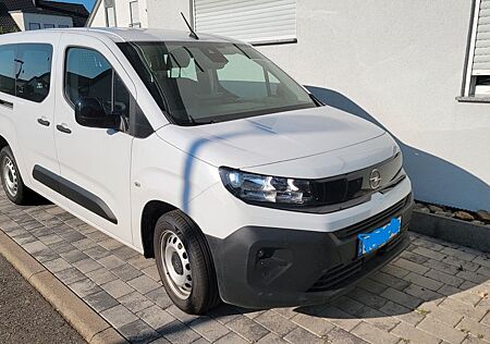 Opel Combo Cargo Doka 1.5 130PS Diesel 96kW L2