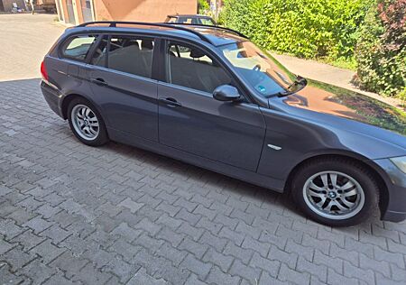 BMW 320i touring Edition Exclusive Edition Exclusive