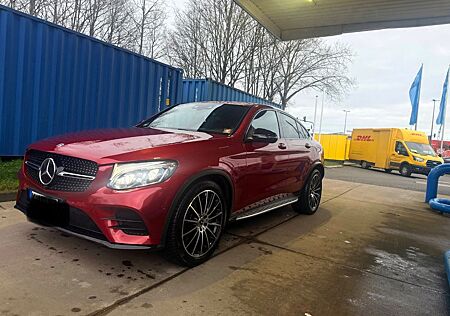 Mercedes-Benz GLC 350 d 4MATIC AMG Line Coupé Autom. AMG Line