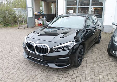 BMW 118 i Limousine F40 Advantage