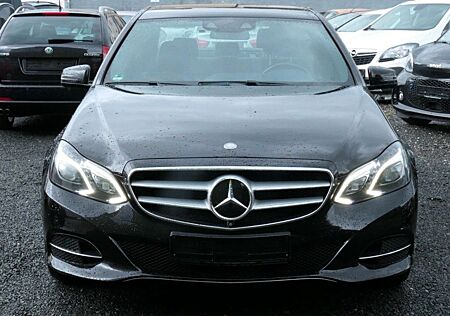 Mercedes-Benz E 300 Lim. BlueTec*Massage*360°Kamera*Navi