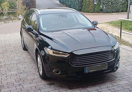 Ford Mondeo 2,0 TDCi 132kW Business Turnier P-Shi...