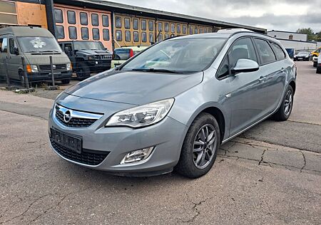 Opel Astra J Sports Tourer Design Edition