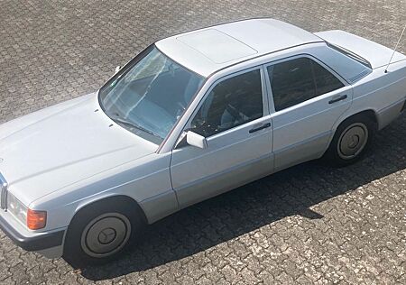 Mercedes-Benz 190