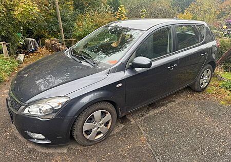 Kia Cee'd / Ceed 1.4 CVVT Edition 7 Edition 7