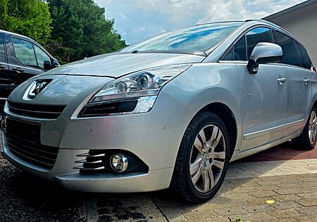 Peugeot 5008 1.6 Platinum XENON NAVI
