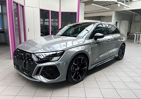 Audi RS3 Sportback |Keramik|HeadUp|Pano|Carbon