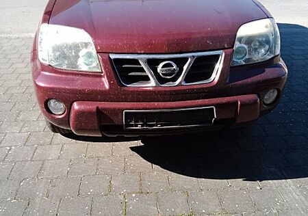 Nissan X-Trail 2,5 Elegance Elegance