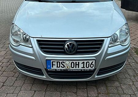 VW Polo Volkswagen 1.4 Automatik -