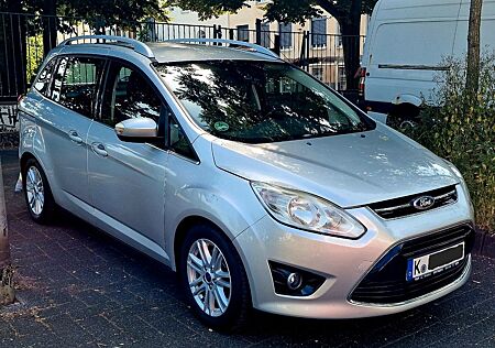 Ford Grand C-Max 2,0TDCi PowerShift Titanium 7 Sitzer
