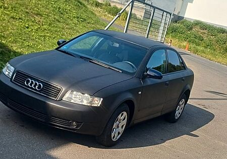 Audi A4 2.0 -