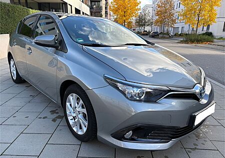 Toyota Auris gebraucht kaufen Toyota Auris Hybrid/Benzin 1.8 Edition-S Plus - 1.Hand