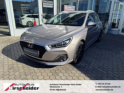 Hyundai i30 Kombi 1.6 CRDI Premium*8-fach*R-Cam*SHZ*