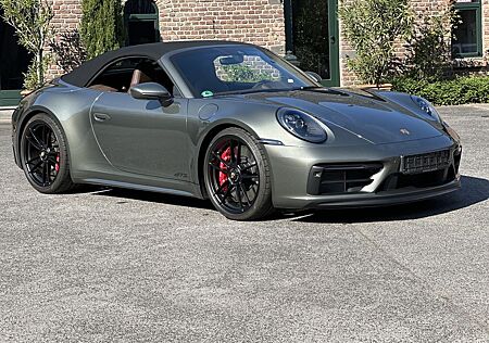 Porsche 992 911 Cabrio 4 GTS Cabrio A.GRÜN/TRÜFFELBRAUN