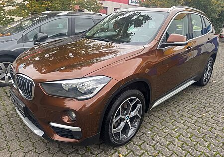 BMW X1 xDrive 18 d xLine Leder+Navi+AHK