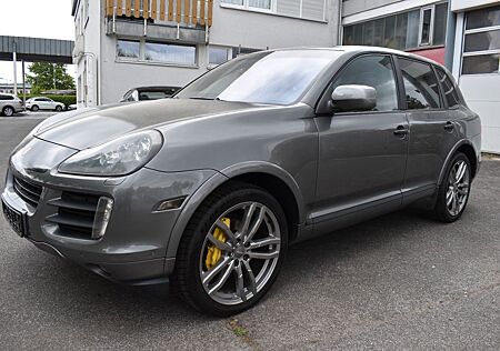Porsche Cayenne 3.0 TDI *PANO* AHK * 21 " TÜV 04/2026