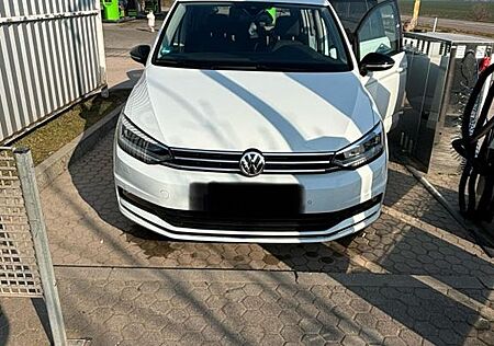 VW Touran Volkswagen 1.6 TDI SCR IQ.DRIVE IQ.DRIVE