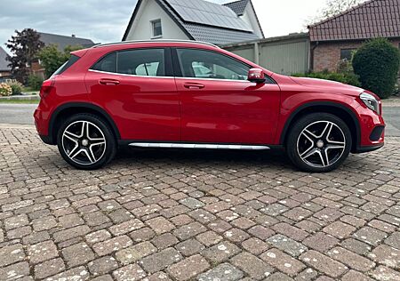 Mercedes-Benz GLA 200 CDI AMG Line Pano Navi