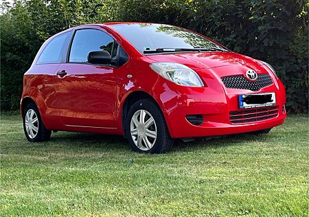Toyota Yaris 1,0-l-VVT-i -